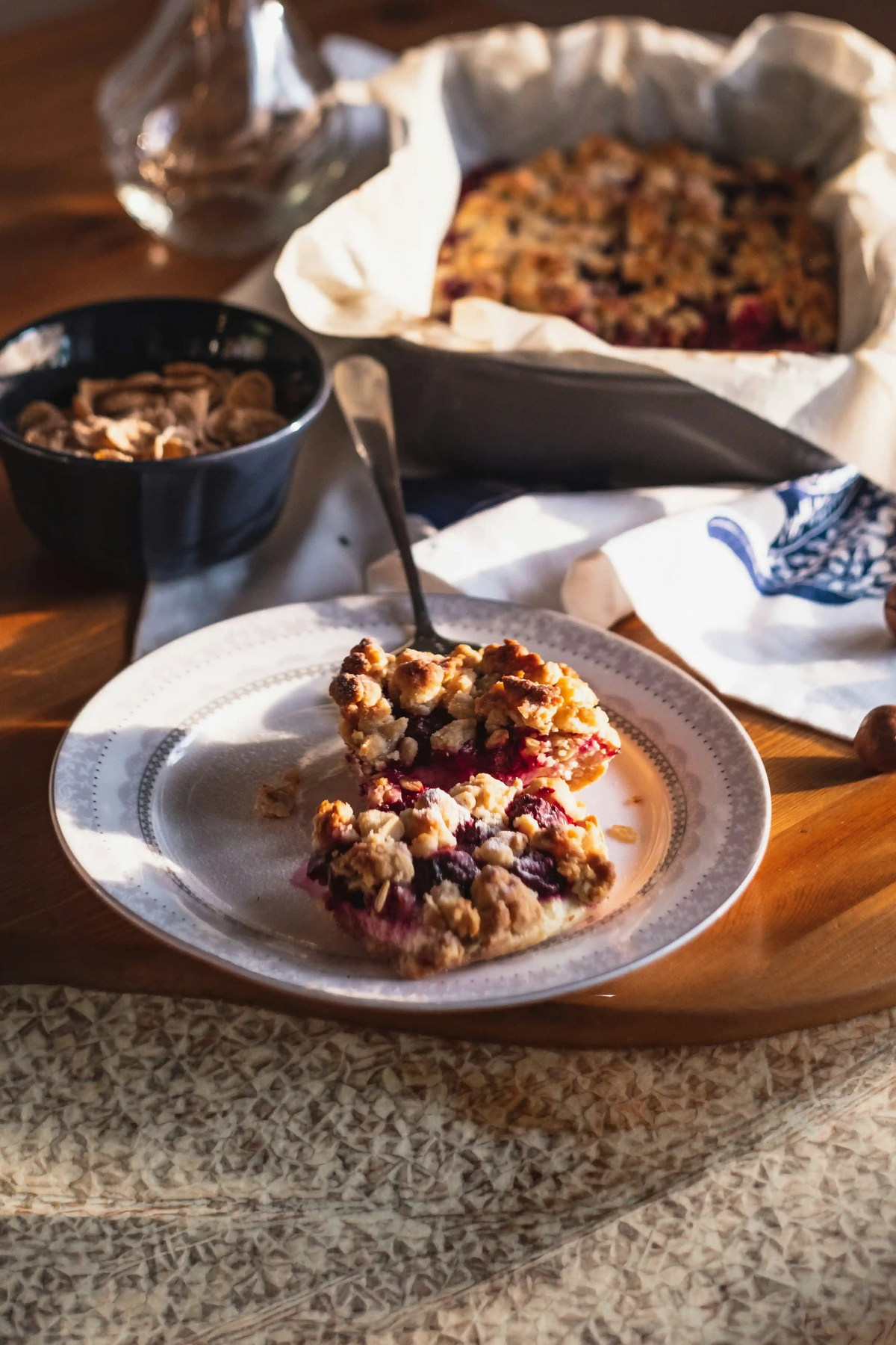 High-Protein Berry Crumble Baked Oats